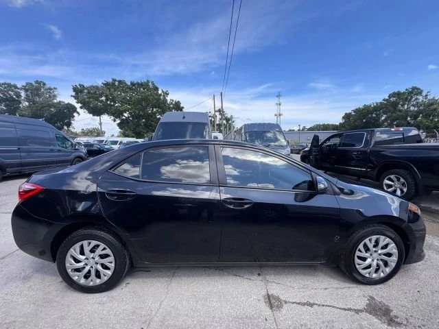 2017 Toyota Corolla 11th Gen - Image 9 of 13