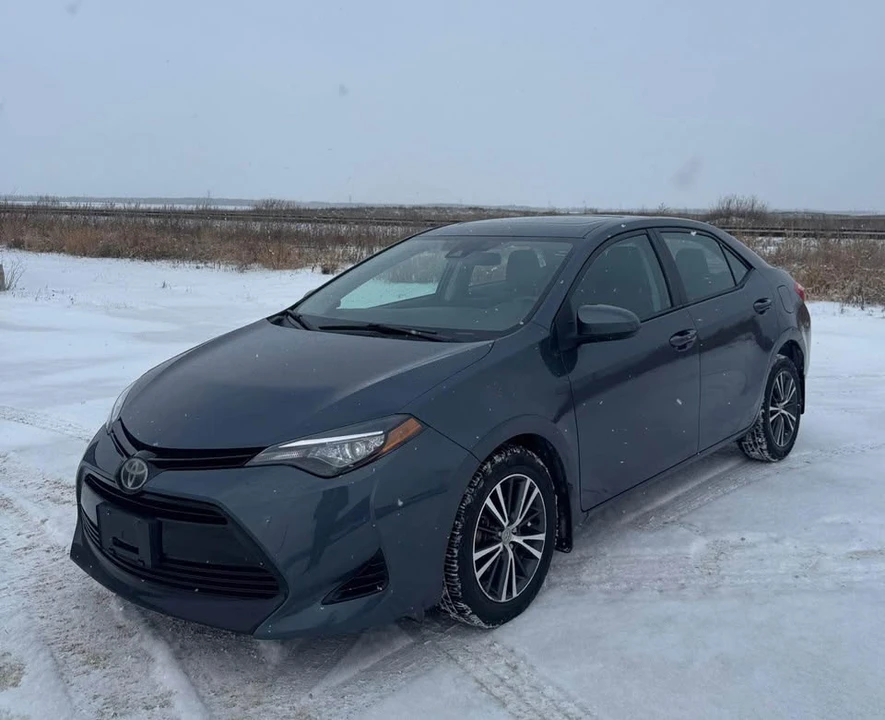 2017 Toyota Corolla 11th Gen - Image 3 of 15