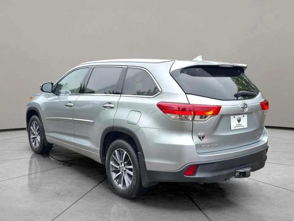 2017 Toyota Highlander - Image 3 of 20