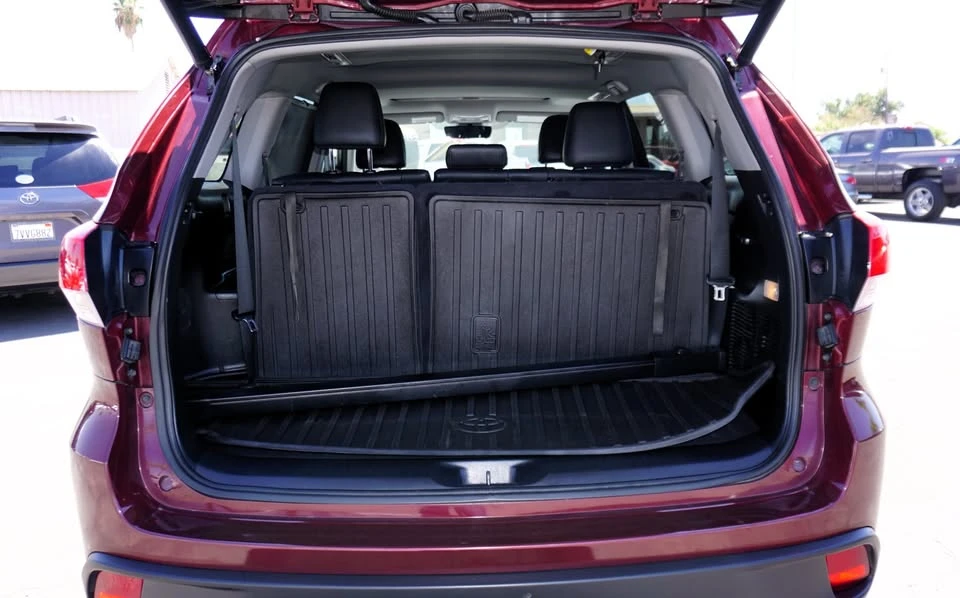 2017 Toyota Highlander - Image 12 of 20