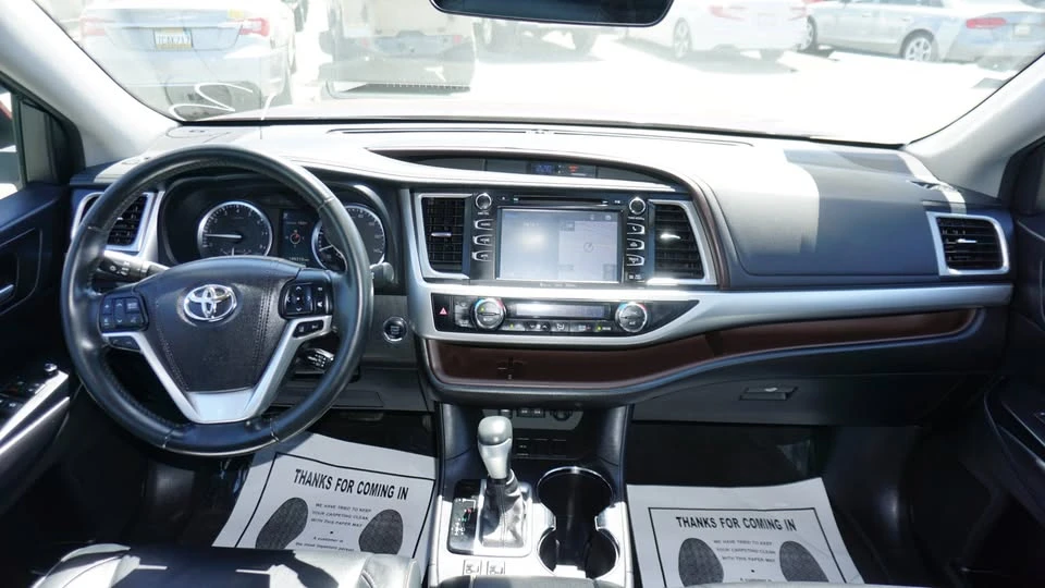 2017 Toyota Highlander - Image 20 of 20