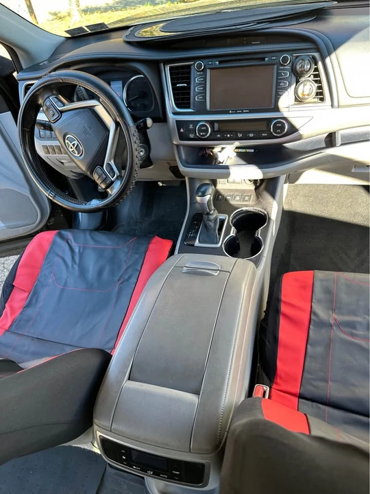 2017 Toyota Highlander - Image 4 of 17