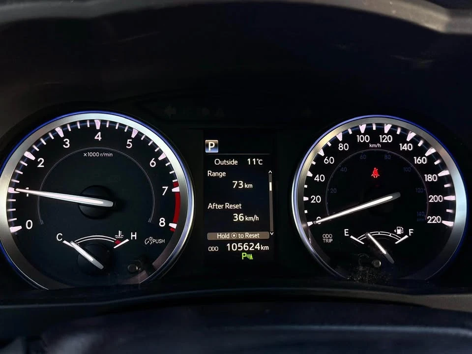 2017 Toyota Highlander - Image 10 of 11