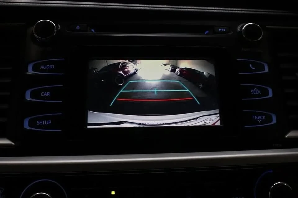2017 Toyota Highlander - Image 19 of 19