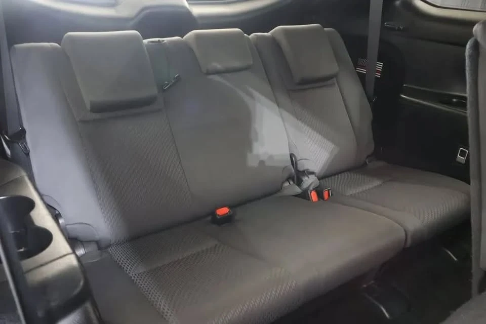 2017 Toyota Highlander - Image 12 of 19
