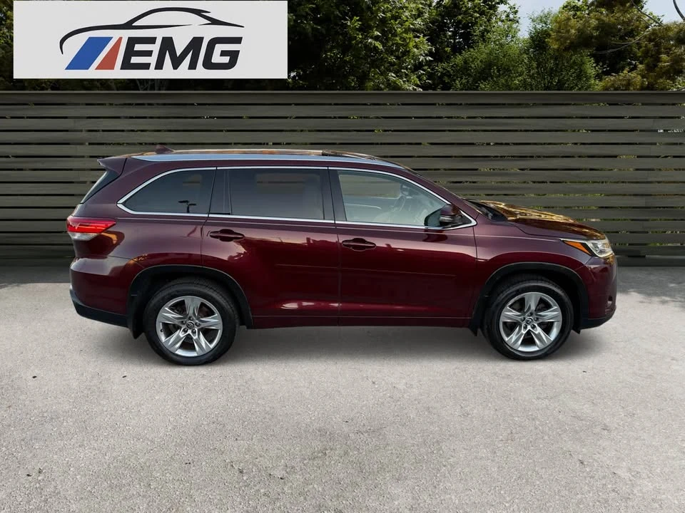 2017 Toyota Highlander - Image 13 of 16