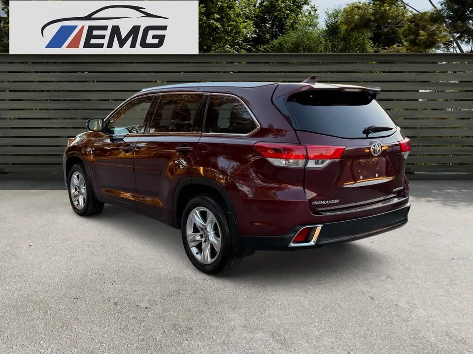 2017 Toyota Highlander - Image 9 of 16