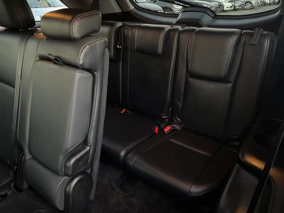2017 Toyota Highlander - Image 10 of 14