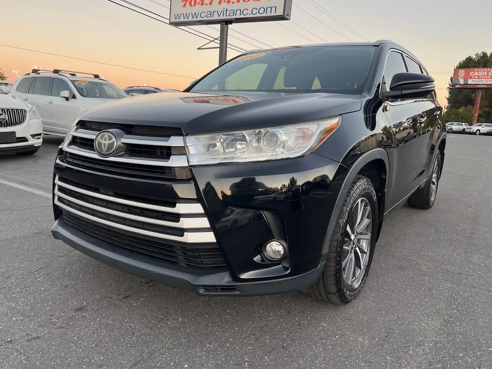 2017 Toyota Highlander - Image 2 of 14