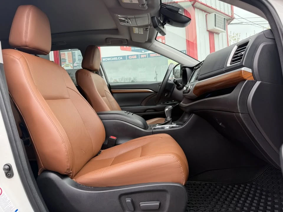 2017 Toyota Highlander - Image 13 of 20