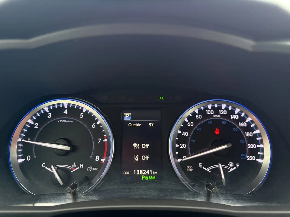 2017 Toyota Highlander - Image 16 of 20