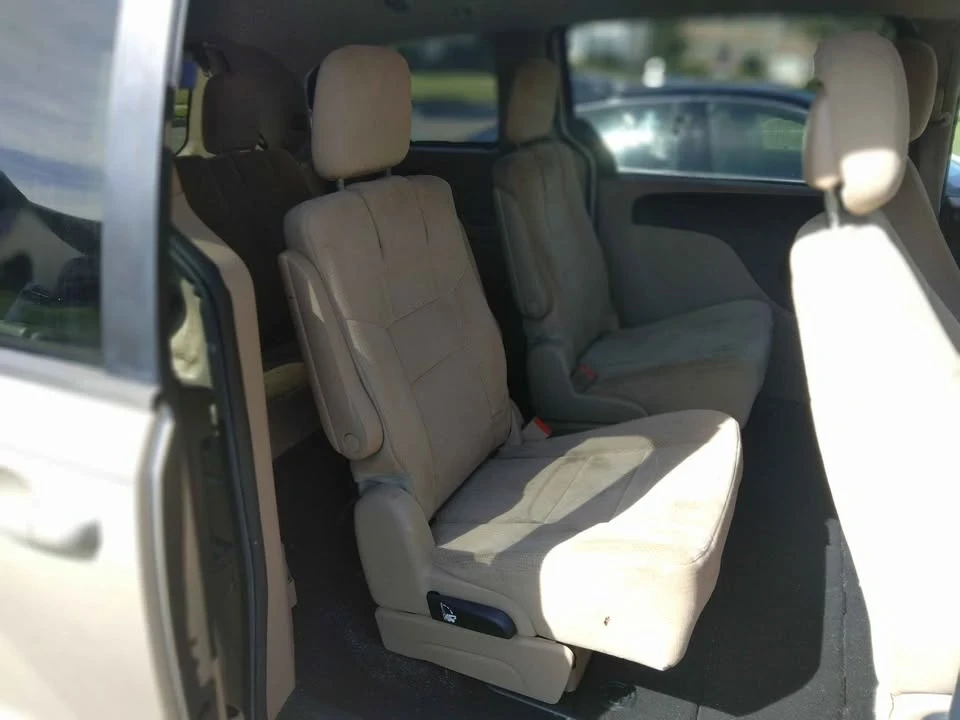 2017 Toyota Prius - Image 12 of 18