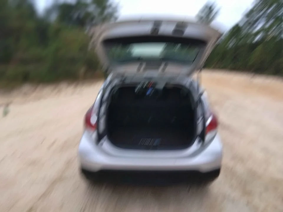 2017 Toyota Prius - Image 7 of 18