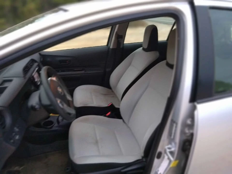 2017 Toyota Prius - Image 9 of 18