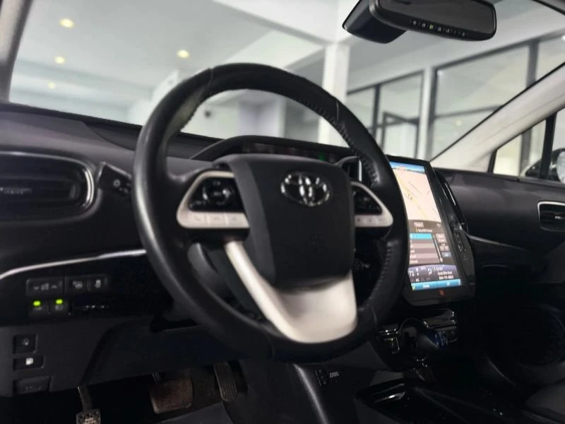 2017 Toyota Prius 4th Gen - Image 10 of 15