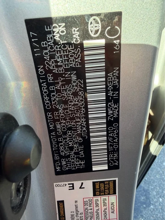 2017 Toyota Prius 4th Gen - Image 10 of 10