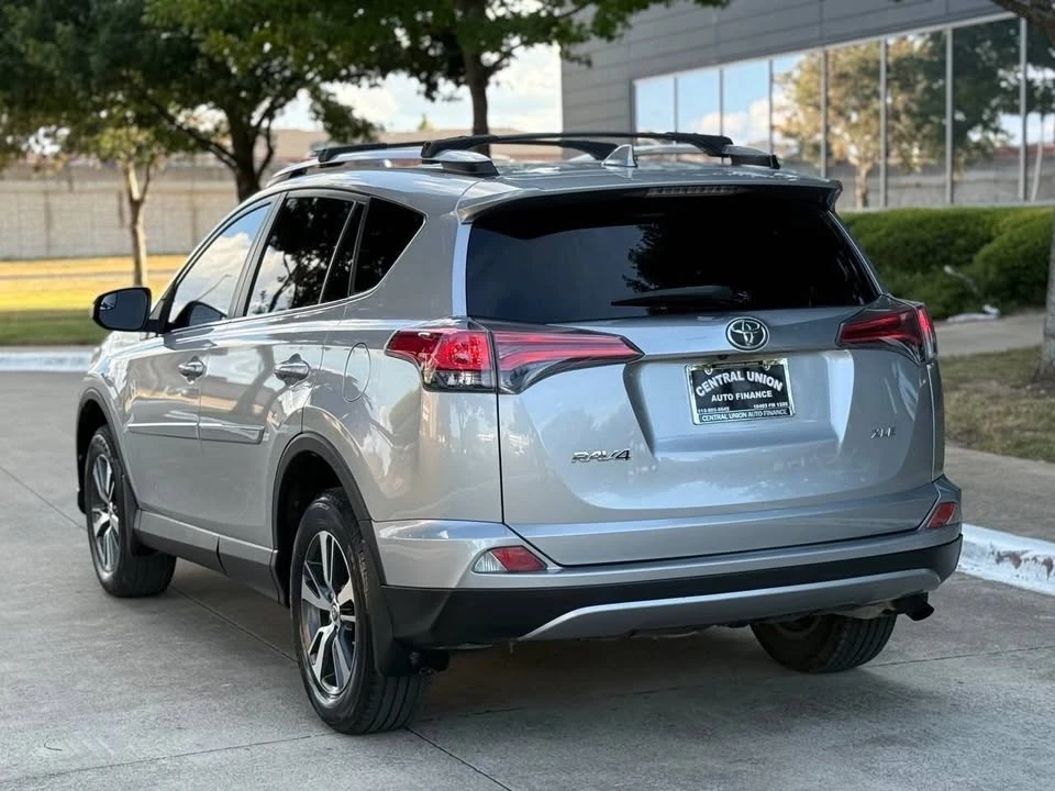 2017 Toyota RAV4 4th Gen - Image 7 of 19