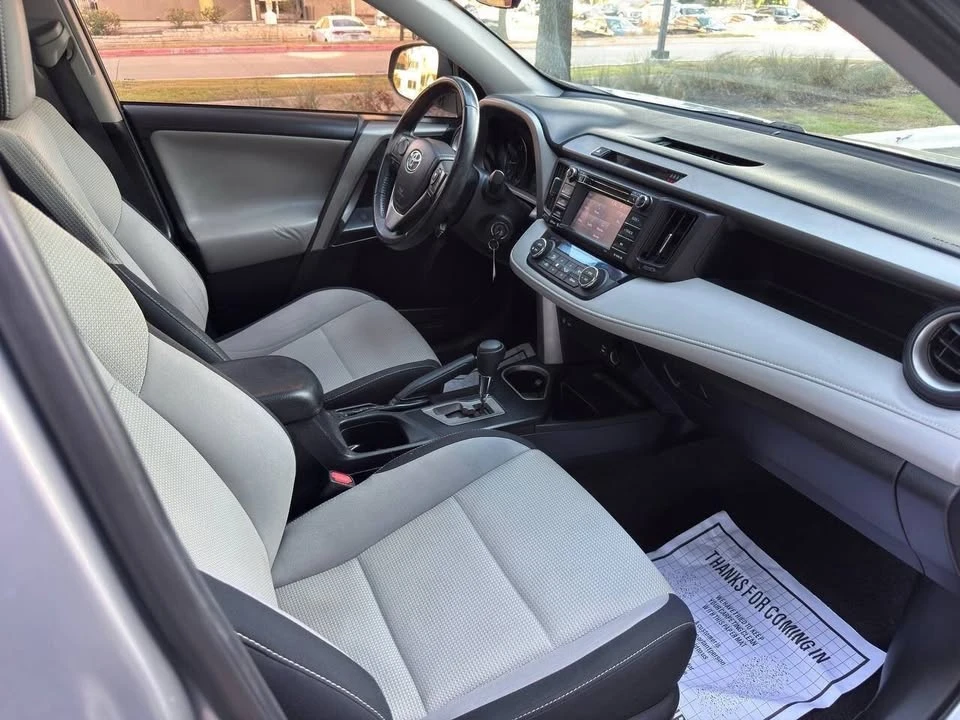 2017 Toyota RAV4 4th Gen - Image 13 of 19