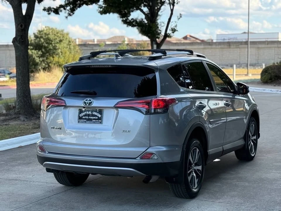 2017 Toyota RAV4 4th Gen - Image 5 of 19
