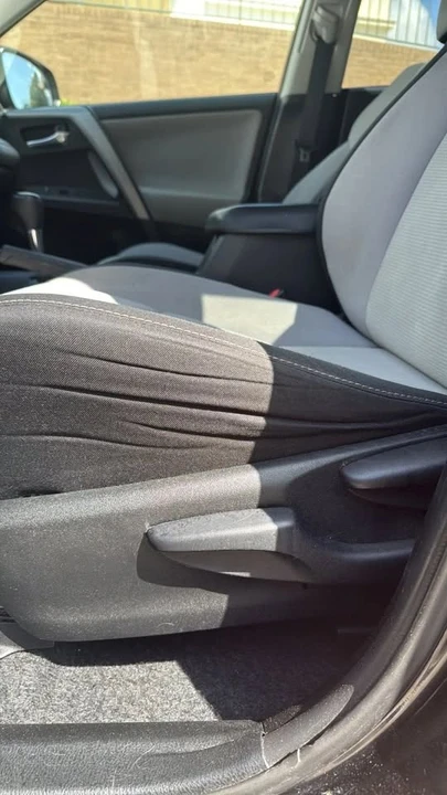 2017 Toyota RAV4 4th Gen - Image 13 of 20