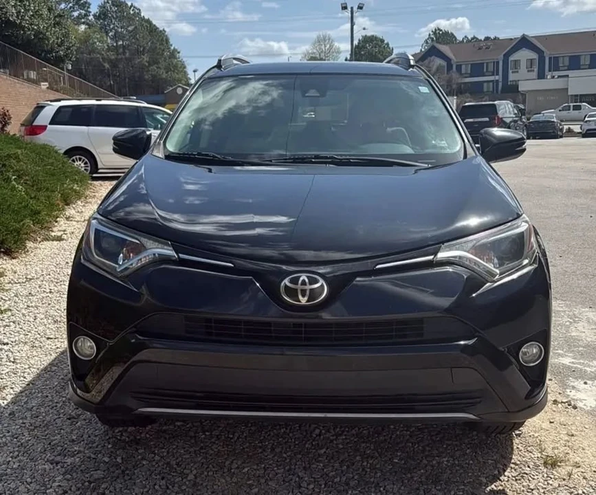 2017 Toyota RAV4 4th Gen - Image 4 of 20