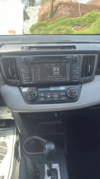 2017 Toyota RAV4 4th Gen - Image 19 of 20