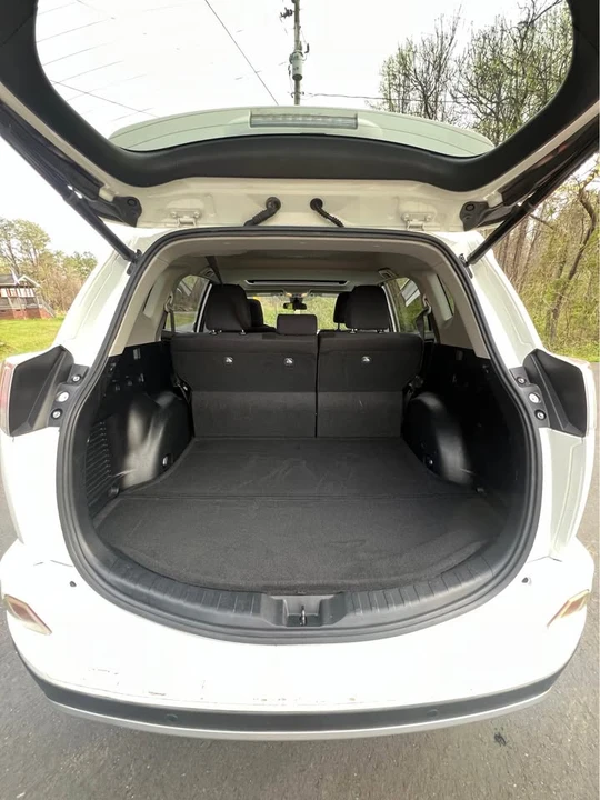 2017 Toyota RAV4 4th Gen - Image 11 of 11