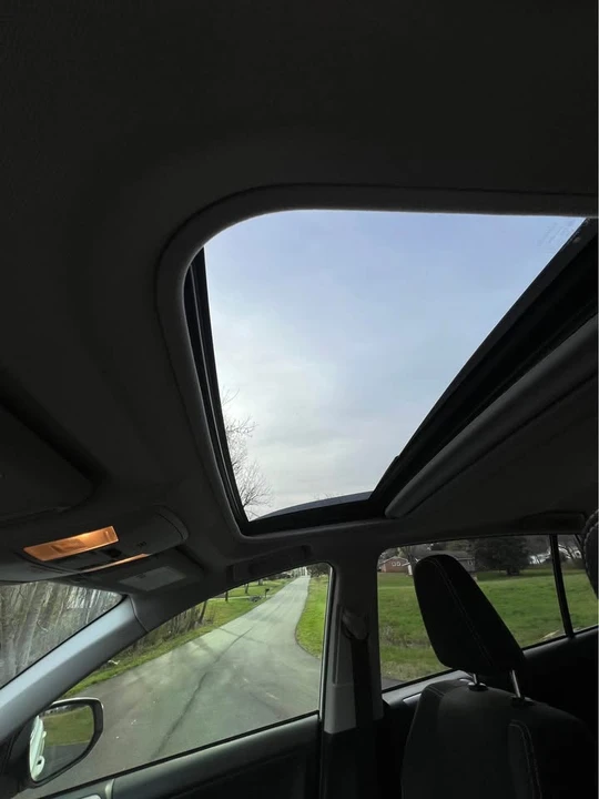2017 Toyota RAV4 4th Gen - Image 10 of 11