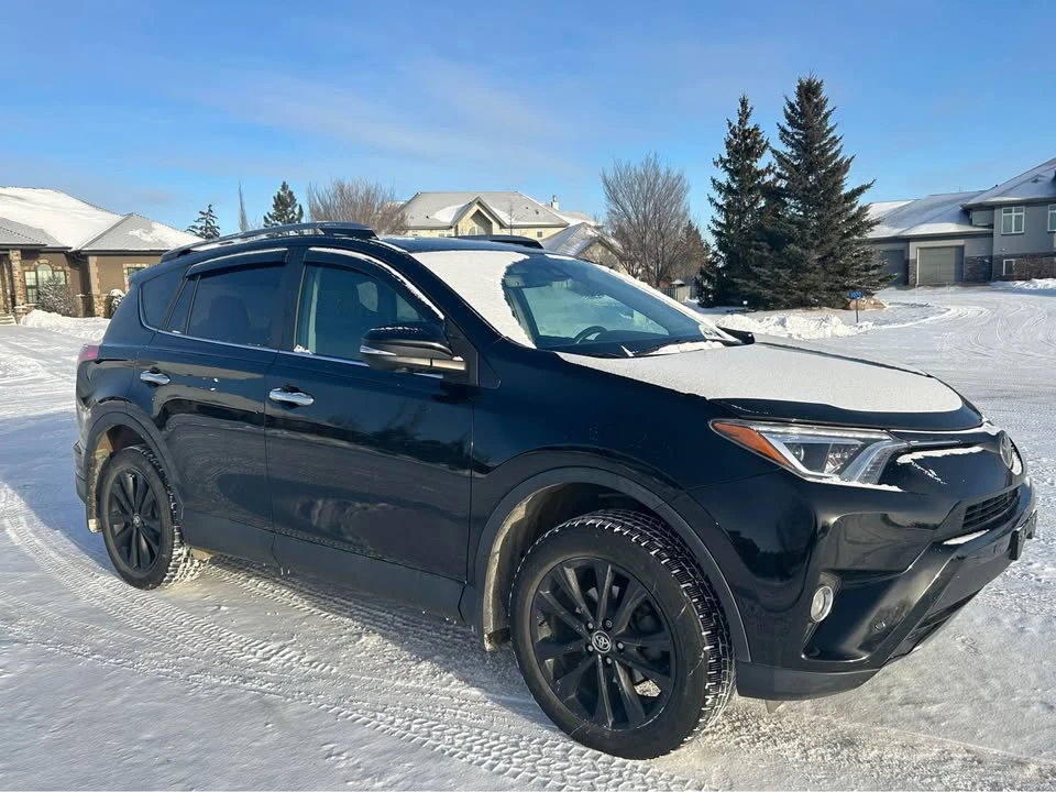 2017 Toyota RAV4 4th Gen - Image 4 of 19
