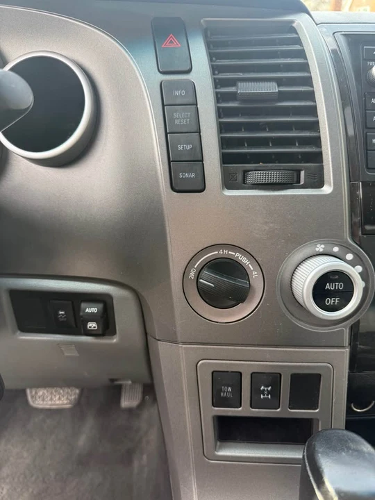 2017 Toyota Sequoia 2nd Gen - Image 8 of 20
