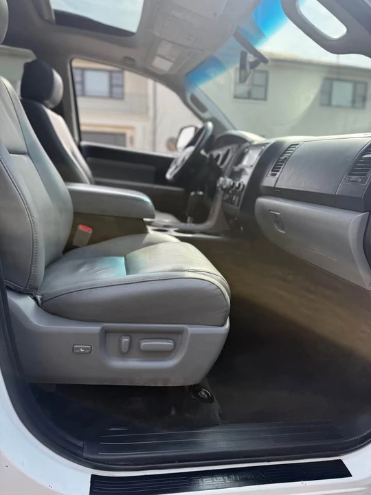 2017 Toyota Sequoia 2nd Gen - Image 12 of 20