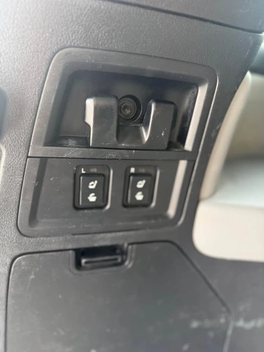 2017 Toyota Sequoia 2nd Gen - Image 17 of 20