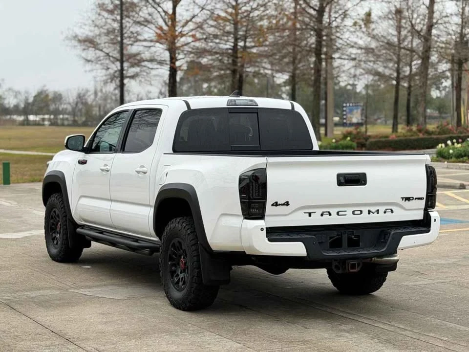 2017 Toyota Tacoma 3rd Gen - Image 4 of 9