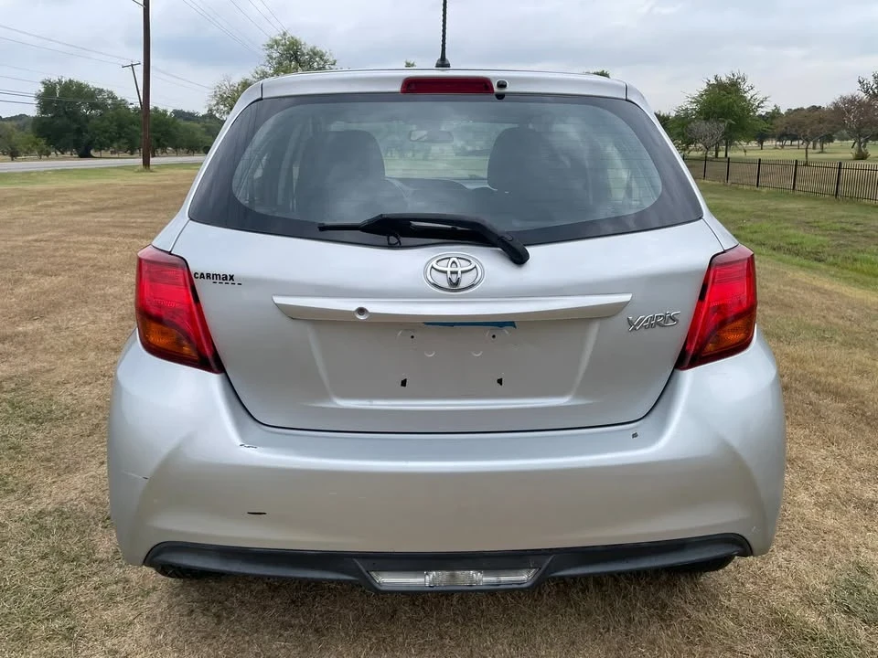 2017 Toyota Yaris - Image 3 of 20