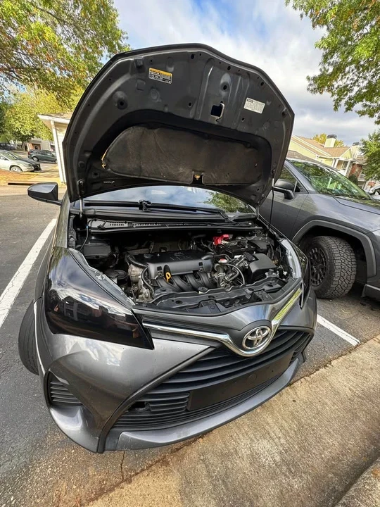 2017 Toyota Yaris - Image 4 of 8