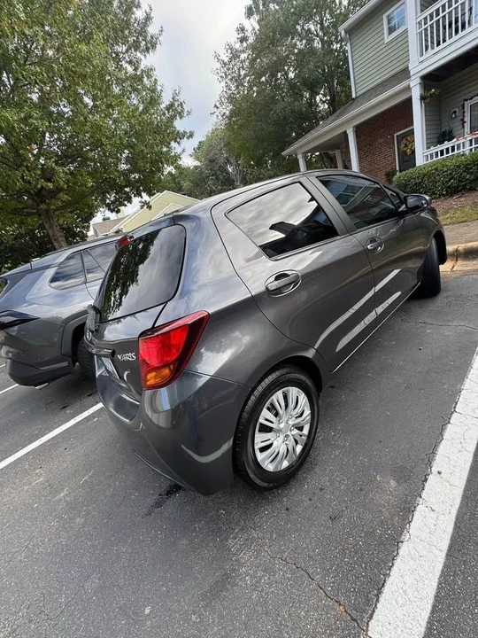 2017 Toyota Yaris - Image 2 of 8