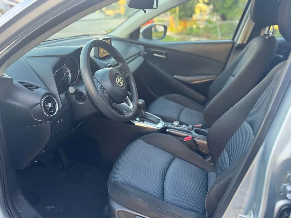 2017 Toyota Yaris - Image 9 of 12