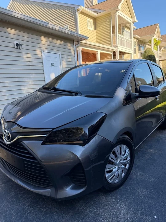 2017 Toyota Yaris - Image 8 of 8