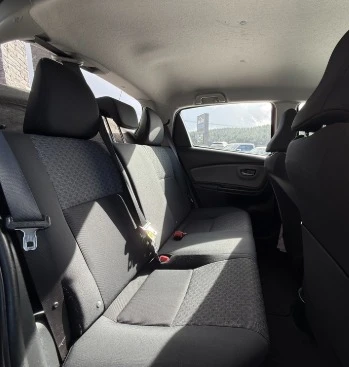 2017 Toyota Yaris - Image 8 of 8