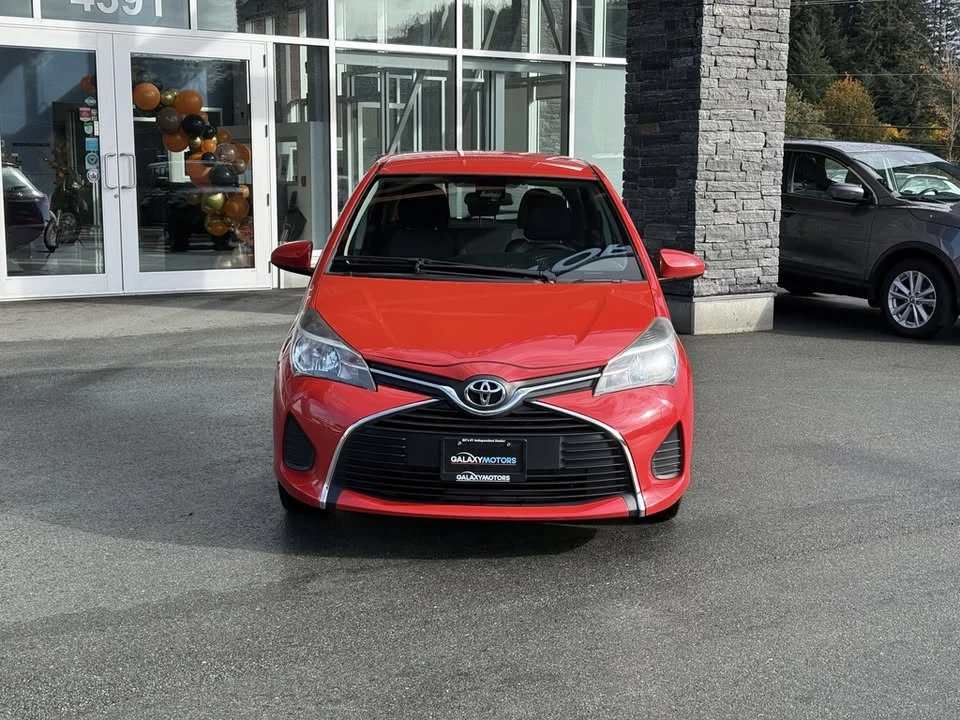 2017 Toyota Yaris - Image 2 of 8