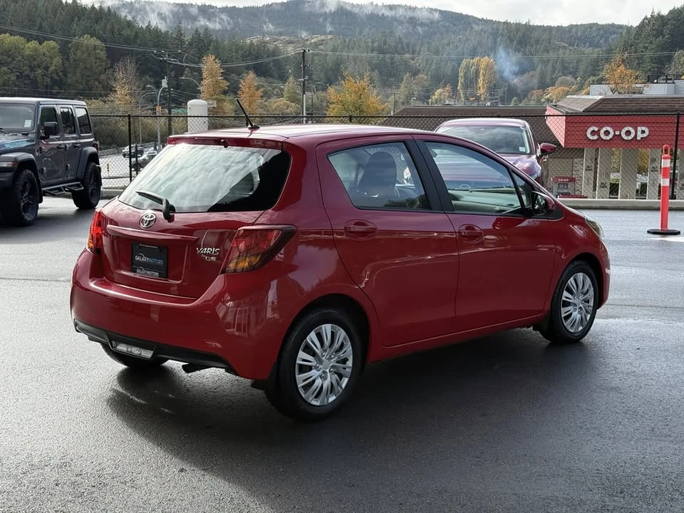 2017 Toyota Yaris - Image 3 of 8