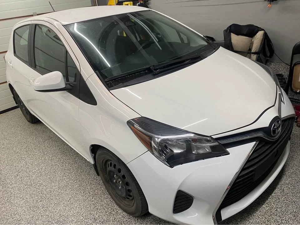 2017 Toyota Yaris - Image 2 of 4