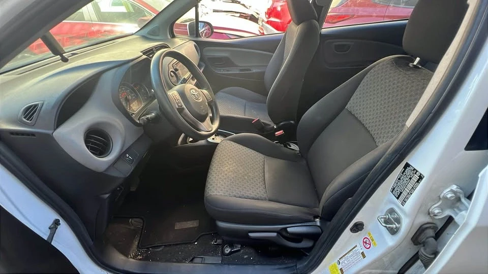 2017 Toyota Yaris - Image 5 of 6