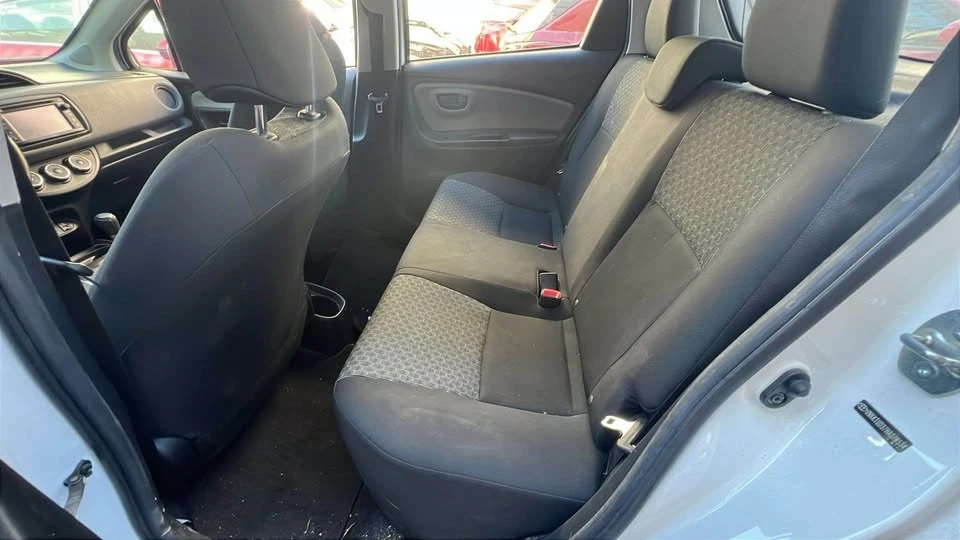 2017 Toyota Yaris - Image 6 of 6