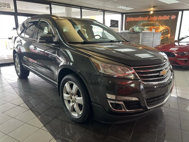 2017 Chevrolet Traverse - Image 4 of 4