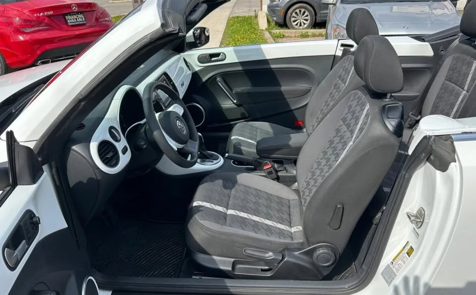 2017 Volkswagen A5 Beetle - Image 4 of 6