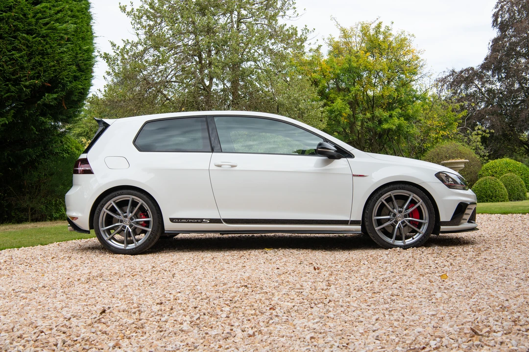 2017 Volkswagen GTI Mk7 - Image 13 of 31