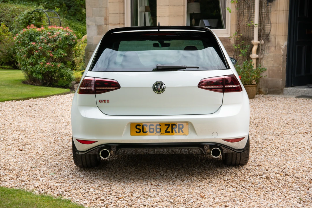2017 Volkswagen GTI Mk7 - Image 6 of 31