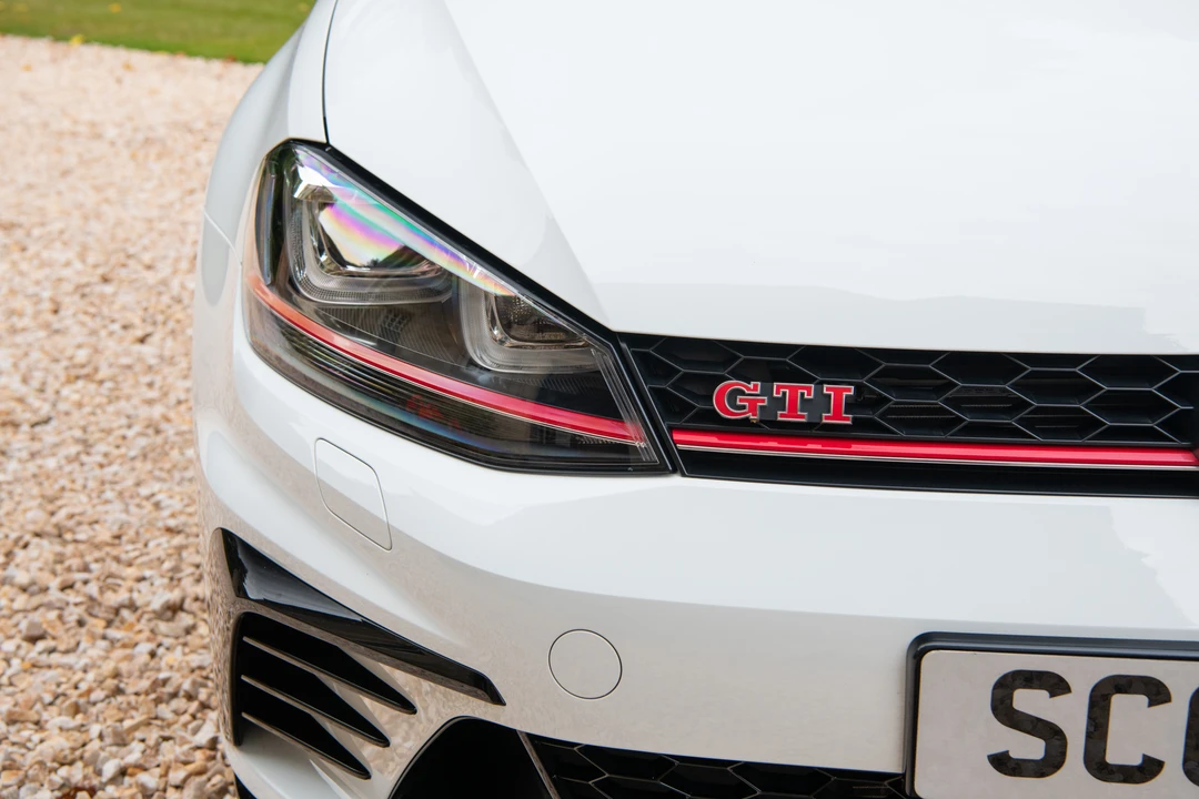 2017 Volkswagen GTI Mk7 - Image 14 of 31