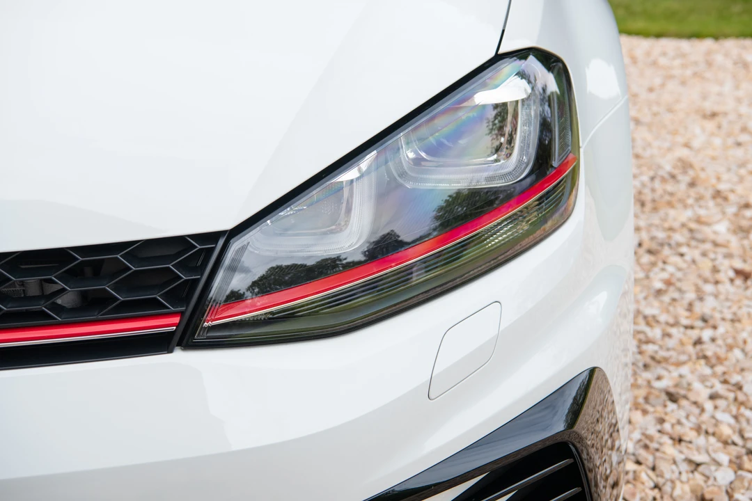 2017 Volkswagen GTI Mk7 - Image 15 of 31